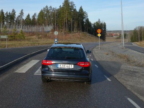 Kör enligt hastighetsreglerna