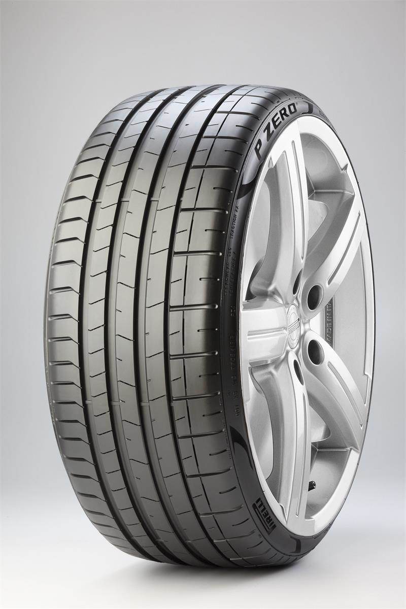 PIRELLI P-ZERO Sommardck